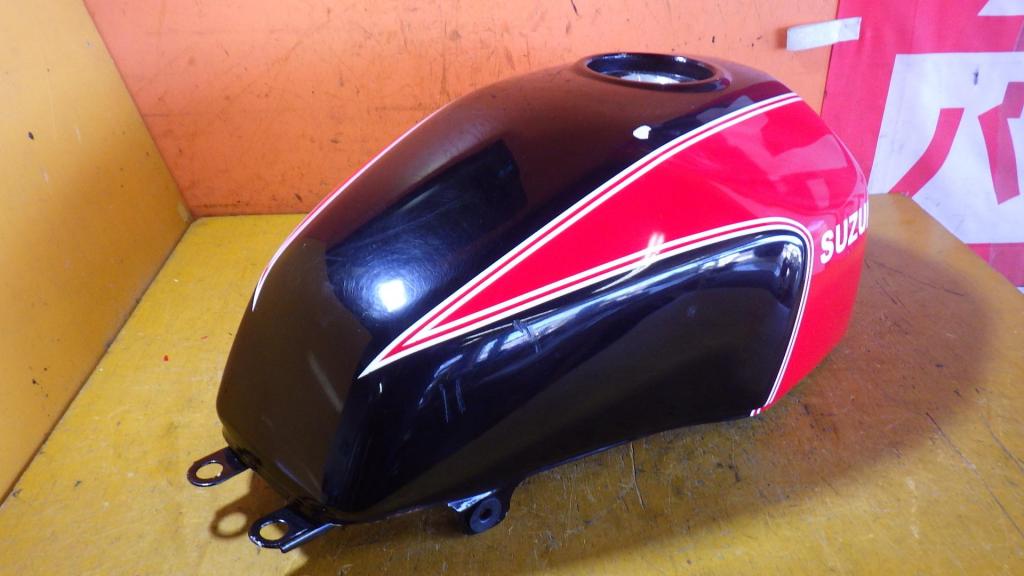 27632 スズキ GK79A GSX400 インパルス '96 純正 ガソリンタンク