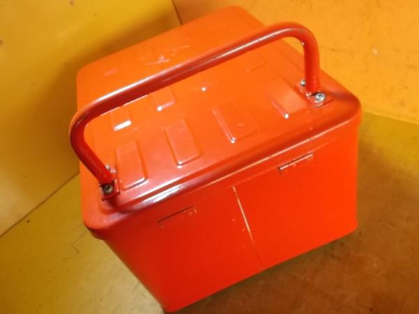 8510BOX.JPG
