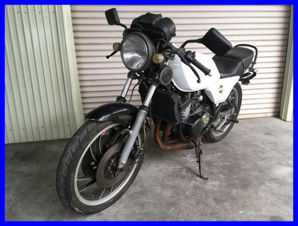 IMG_9705 RZ250 0512.JPG