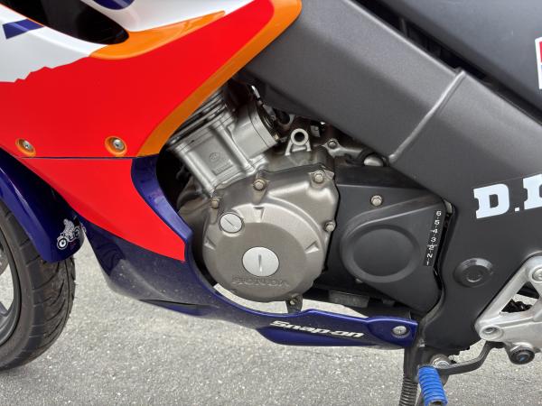 Sbk-sCBR125R-09.jpg