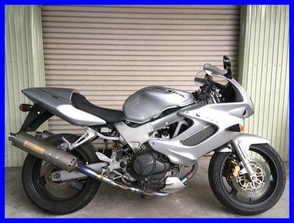 IMG_8769 VTR1000F 1001.JPG
