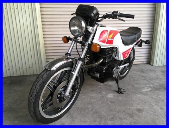 IMG_9677 CB250N 2106.JPG