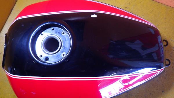 27632 スズキ GK79A GSX400 インパルス '96 純正 ガソリンタンク