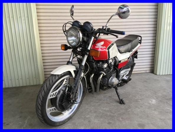 IMG_0493 CBX550F 2101.JPG