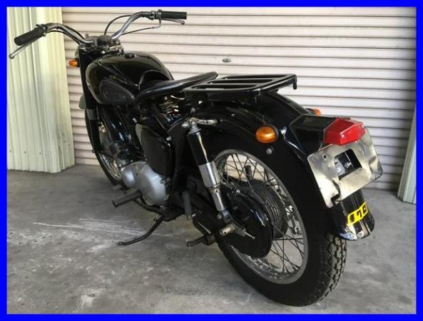 IMG_0046 メグロS8 3574.JPG