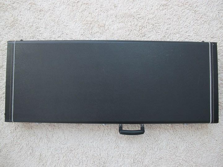 3106】「モッキンバードタイプギター用ハードケース～（メーカー不明